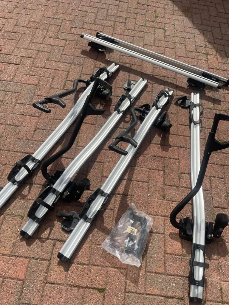 Thule Pro Ride 591 (x4) and AERO Bars pair - 120CM 