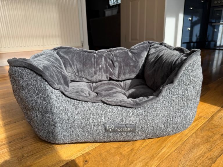 Dog bed small (50x40x20cm)