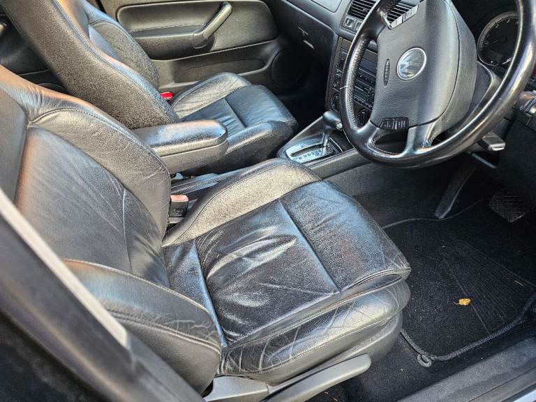 Volkswagen, BORA, Saloon, 2005, Automatic, 1595 (cc), 4 doors