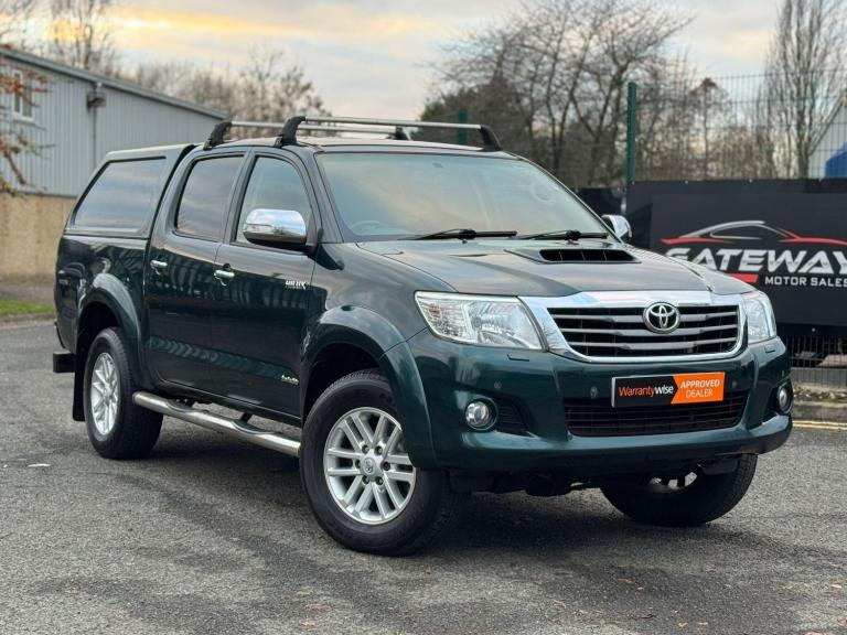 2015 Toyota Hilux 3.0 D-4D Invincible 4WD Euro 5 4dr PICK UP Diesel Manual