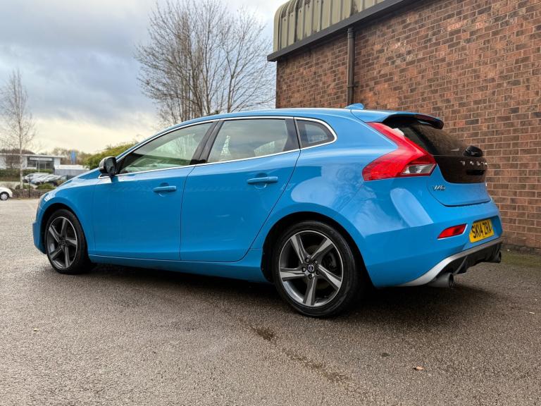 2014 Volvo V40 D2 R DESIGN 5dr HATCHBACK Diesel Manual