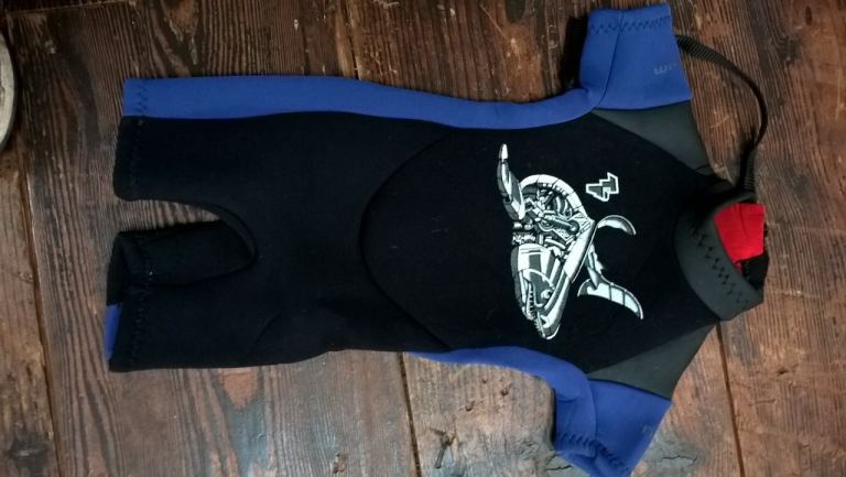 Wetsuits for kids / children. Various sizes Top quality.