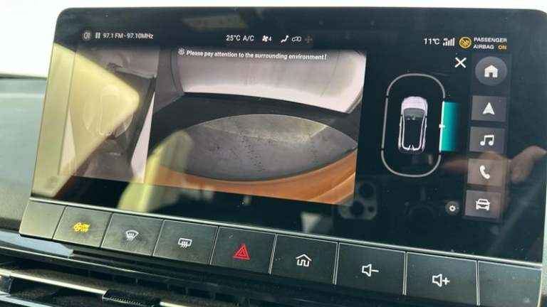 2023 MG MG4 64kWh Trophy Long Range Hatchback 5dr Electric Auto (203 ps) Automatic Hatchback Elec...