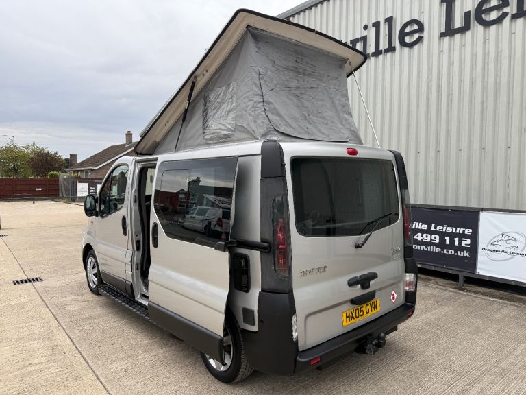 Renault TRAFIC SL27 DCI 100 SWB Lifestyle Developments St Tropez Camper Van
