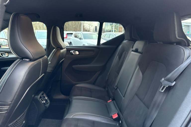 2020 Volvo XC40 1.5 T3 [163] R DESIGN 5dr ESTATE PETROL Manual