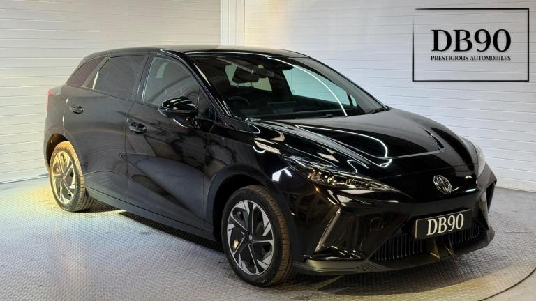 MG MG4 64kWh Trophy Long Range Auto 5dr Electric Automatic