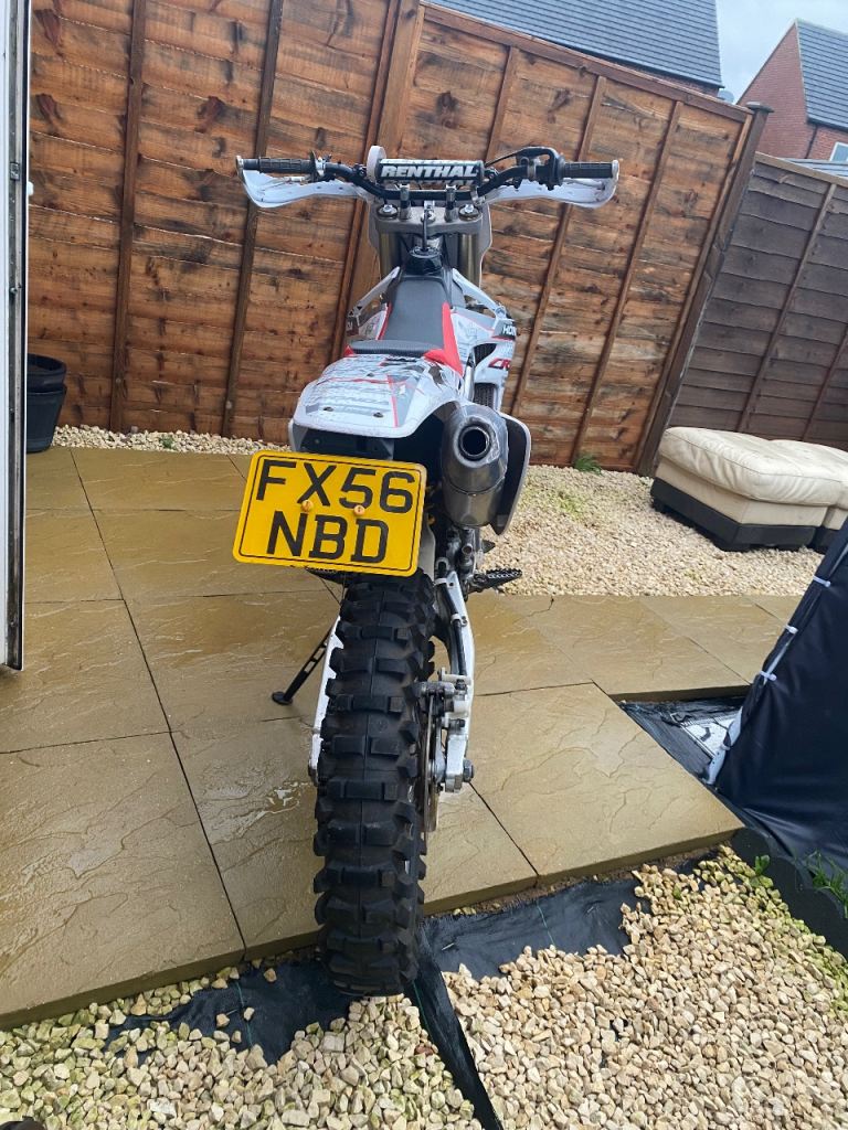 Honda CRF 450 - Road Legal with daytime MOT - Awesome bike!