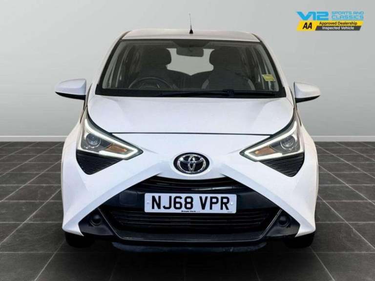 2018 Toyota AYGO 1.0 VVT-i X-Play 5dr HATCHBACK PETROL Manual