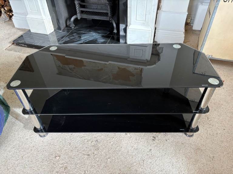 Black Tempered Glass TV/Stereo stand