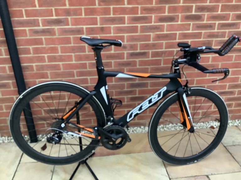 Felt B16 Triathlon/TT Bike