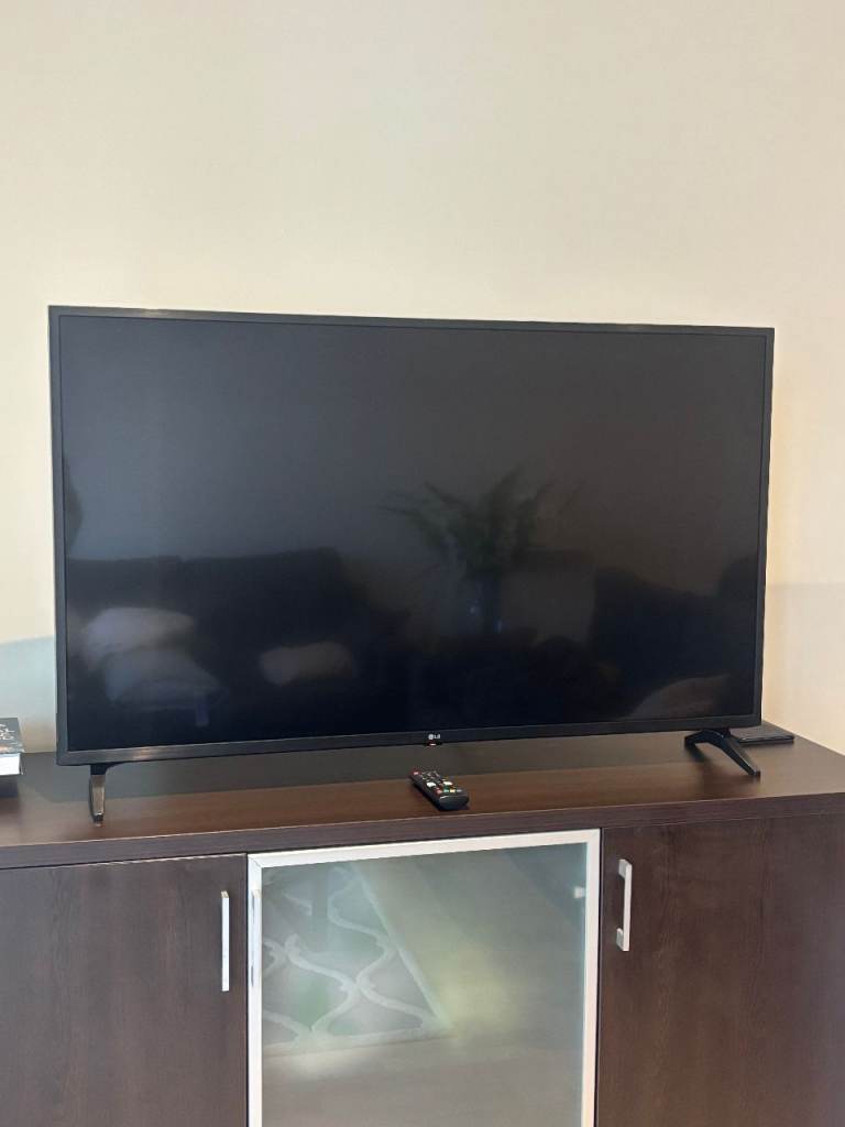 LG LED UQ75 50 inch 4K Smart TV