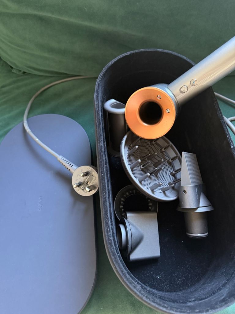 Dyson Supersonic Hair Dryer with Attachments & Case