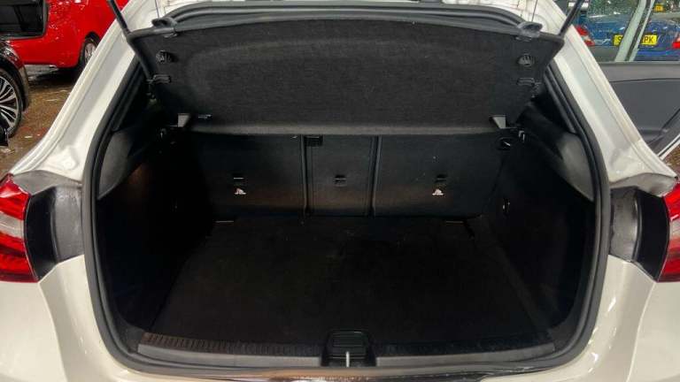 2021 Mercedes-Benz A-Class 2.0 A180d SE Hatchback 5dr Diesel Manual Euro 6 (s/s) (116 ps) HATCHBA...