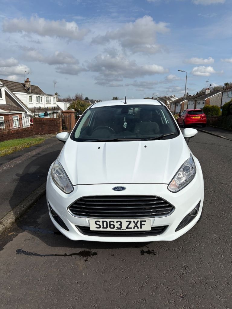 Ford, FIESTA, Titanium Hatchback, 2013, Manual, 1560 (cc), 3 doors