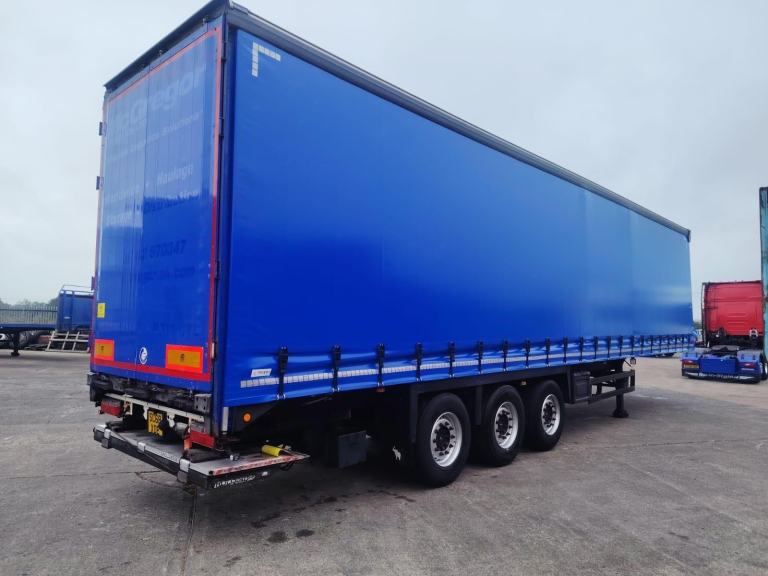 2016 Curtainsider trailer 4.4 high Schmitz Other