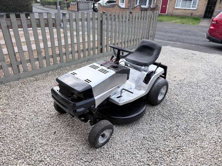 Ride-on Lawn Mower – Hayter 13/30 non runner