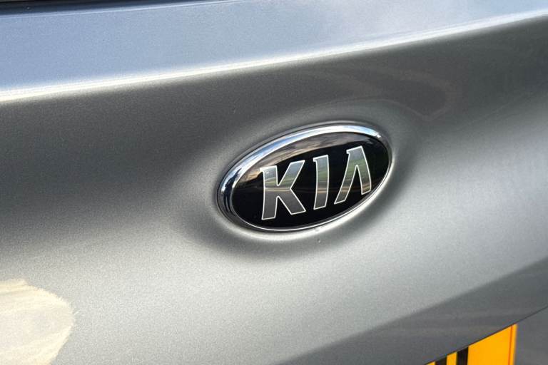 2019 Kia Ceed 1.4 T-GDi GT-Line Lunar Edition Euro 6 (s/s) 5dr Hatchback PETROL Manual