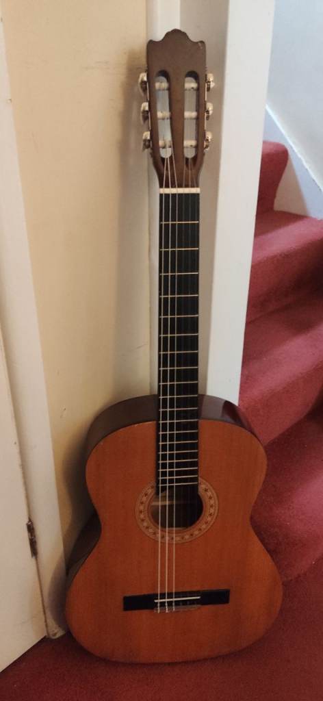image for Hohner full size classical guitar for age 12 to adults