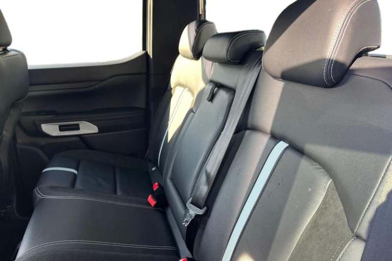 2025 Ford Ranger Stormtrak AUTO 2.3 EcoBoost 281ps PHEV 4x4 Double Cab Pick Up Automatic Pick-Up ...