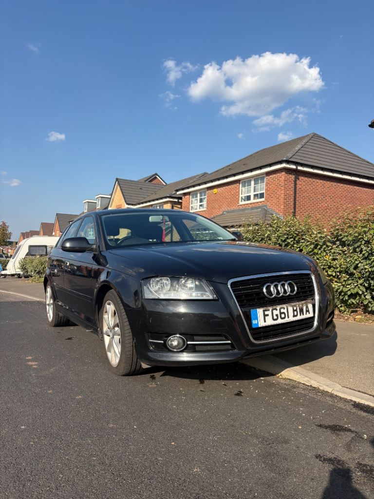 Audi, A3, Hatchback, 2011, Semi-Auto, 1968 (cc), 5 doors