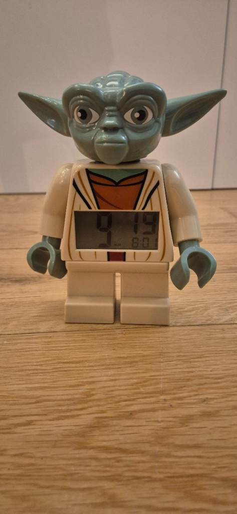 Lego Star Wars Yoda Alarm Clock