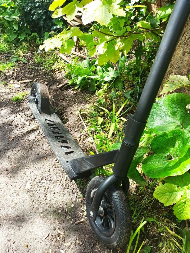 Madd Gear XT Scooter .+ Razor Scooter