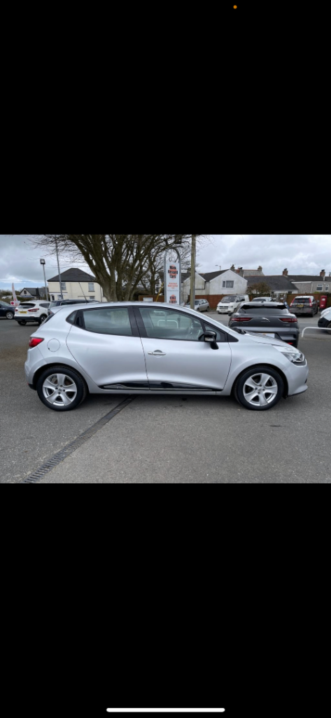 Renault, CLIO, Hatchback, 2015, Semi-Auto, 1461 (cc), 5 doors