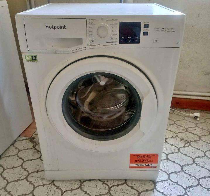 Hotpoint 7kg Washing Machine (Digital Display & Steam Hygiene) – Free Local Delivery