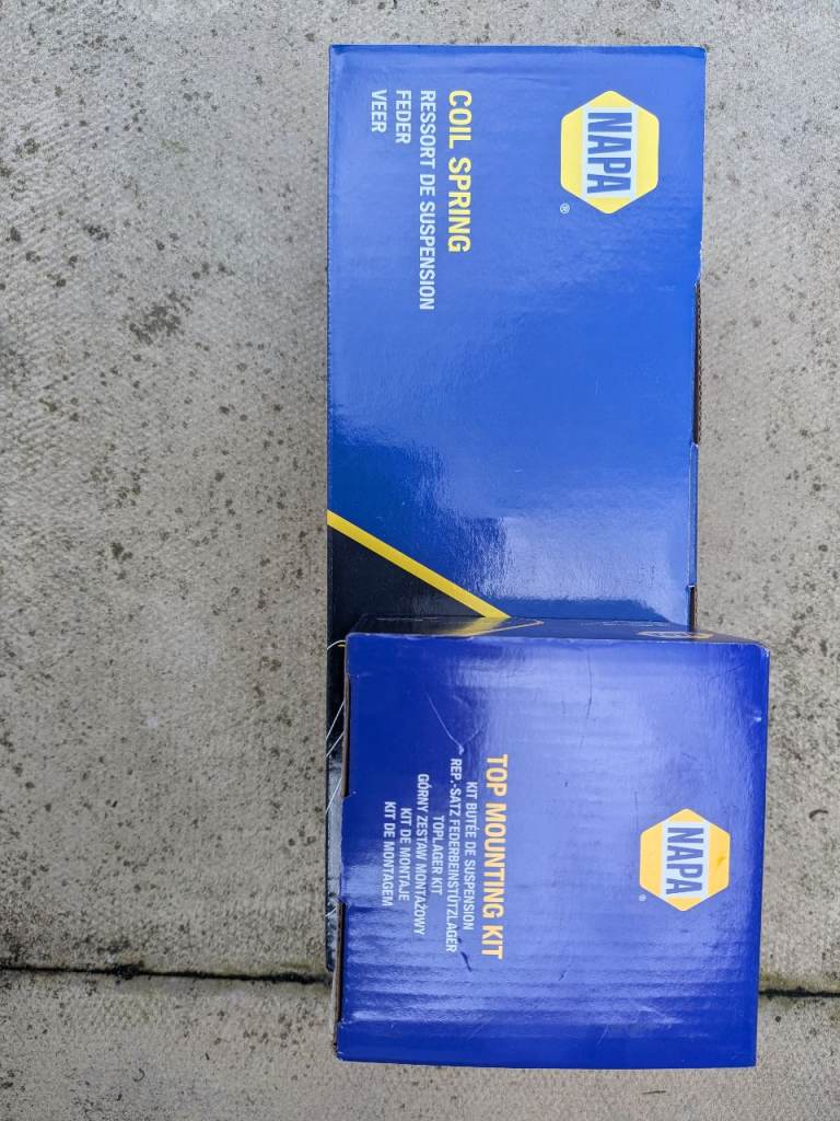 NAPA suspension spring and top mount 2010 -2015 Audi A1