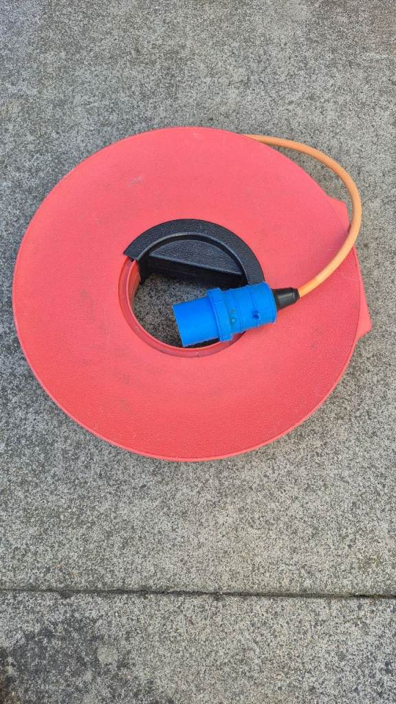 Caravan Power Cable 25m, used, with cable reel and 3-pin adaptor