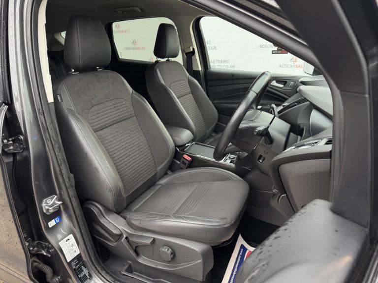 2017 Ford Kuga 2.0 TDCi Titanium Euro 6 (s/s) 5dr HATCHBACK Diesel Manual