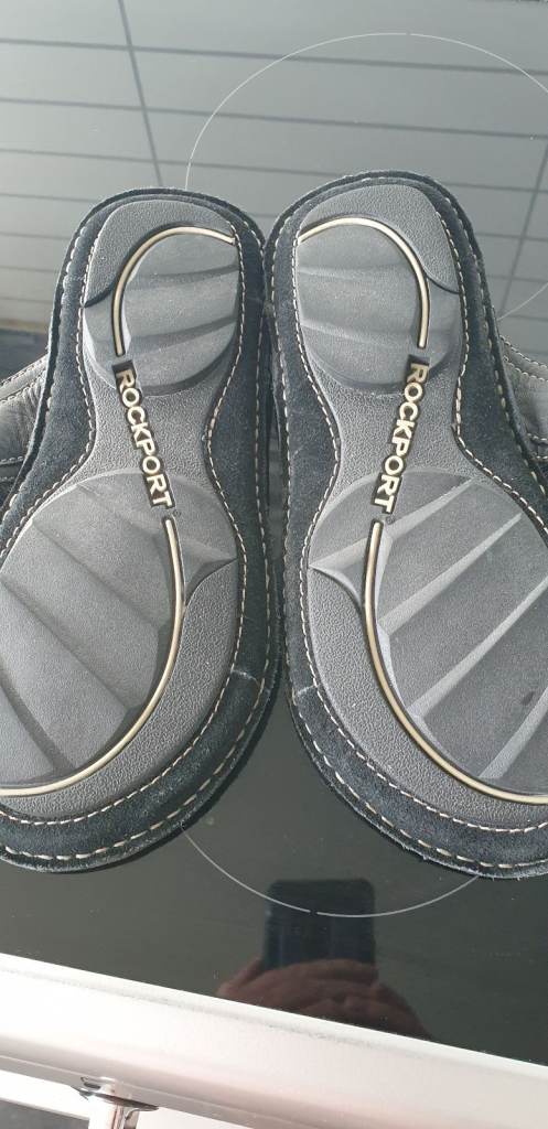 Mens leather flip-flops 