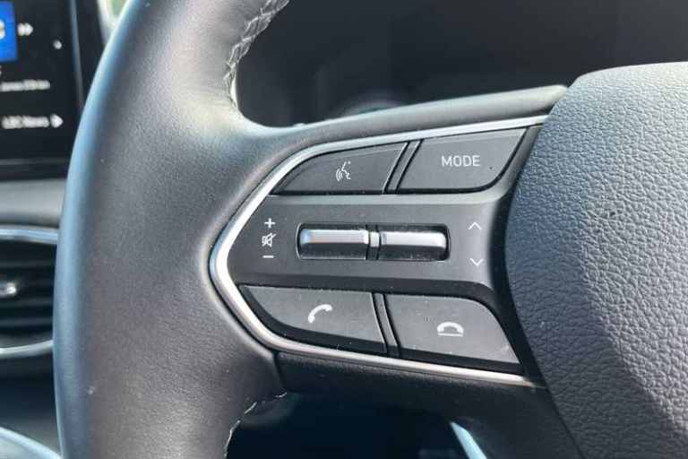 2022 Hyundai Santa Fe 1.6 TGDi Hybrid Premium 5dr 4WD Auto ESTATE PETROL/ELECTRIC Automatic