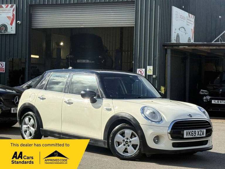 2019 MINI Hatch 1.5 Cooper Classic II 5dr HATCHBACK PETROL Manual