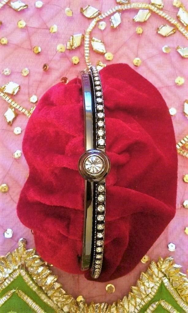NEW BETH JORDAN HANDBAG DESIGNER CLUTCH BAG PURSE Red Velvet Satin Diamante Clasp PROM WEDDING