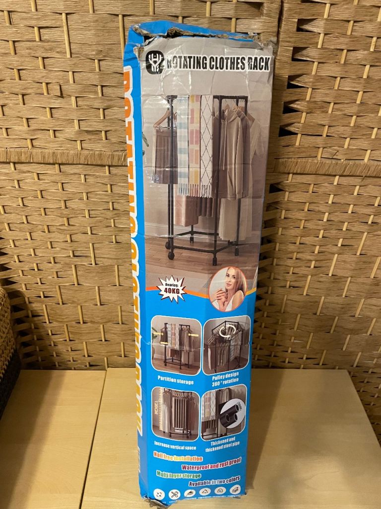 Round Clothes Rail 