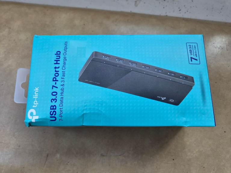 tp-link UH700 USB 3.0 7-Port Hub