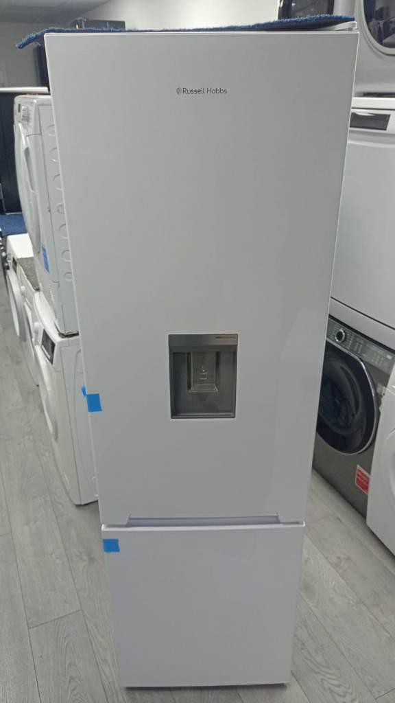 Russel Hobbs Fridge Freezer Dispenser 70/30