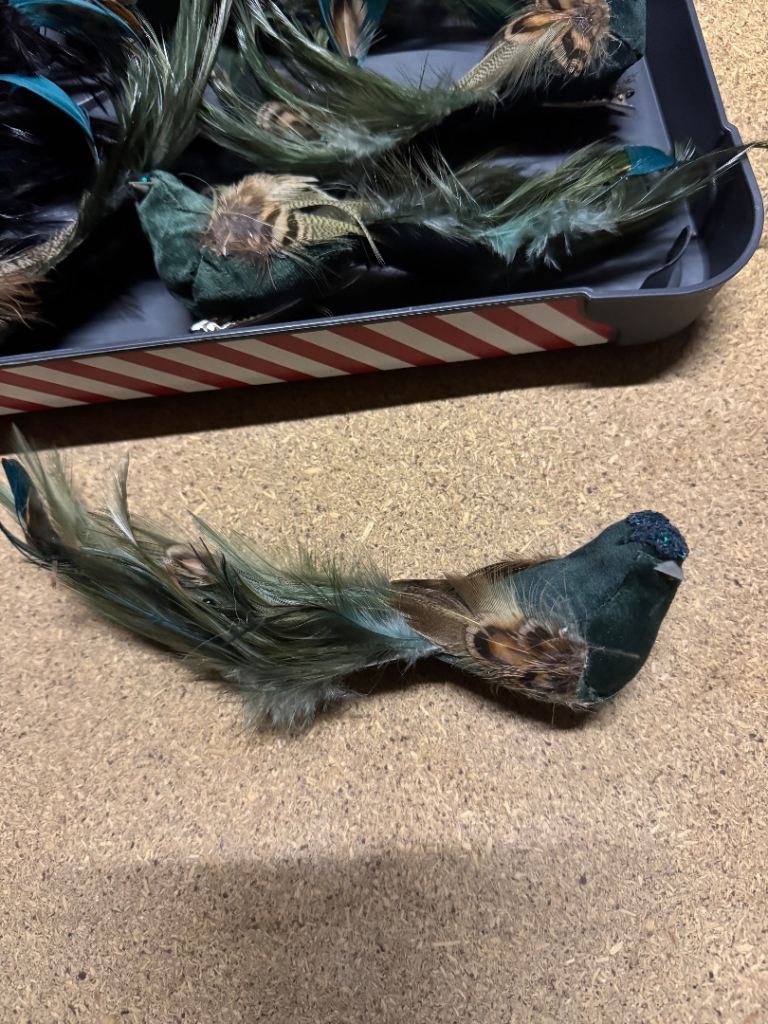 7 clip on green feather birds - christmas tree baubles