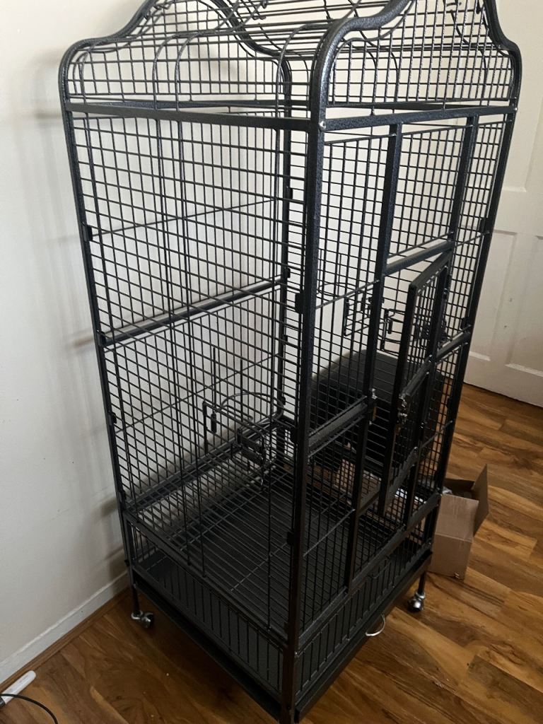 Large Bird cage 