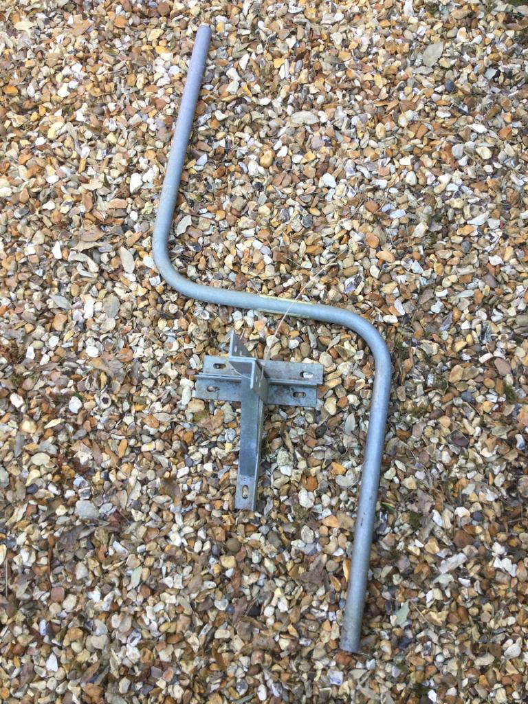 Galvanised 12 inch T&K and Galvanised Stand Off Double Crank Mast - Used Condition 