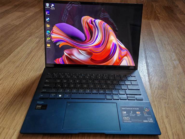 Asus Zenbook 14 oled touchscreen laptop