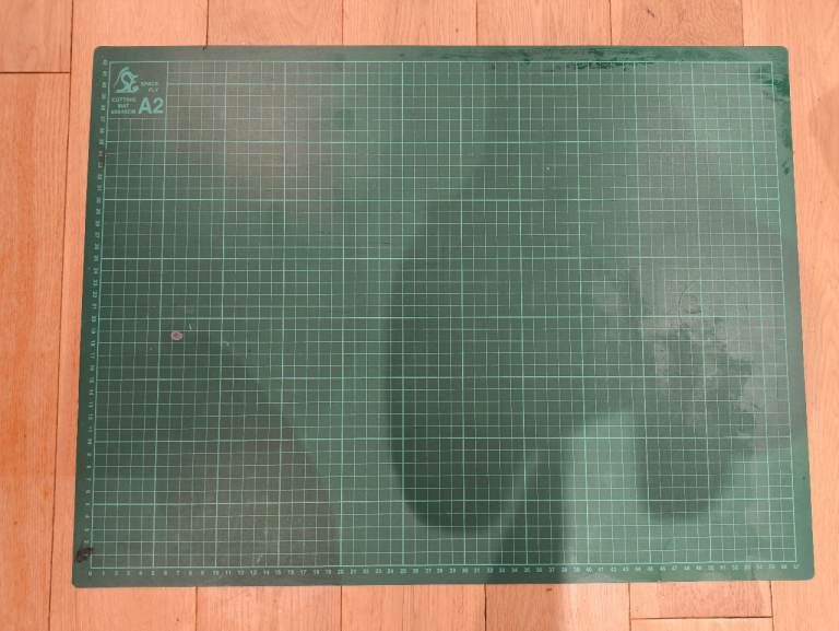 A2 Self-Healing Cutting Mat – Green, Good Condition