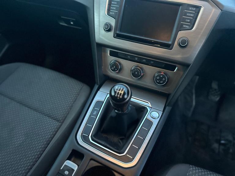 2015 Volkswagen Passat 1.6 TDI S 5dr ESTATE Diesel Manual