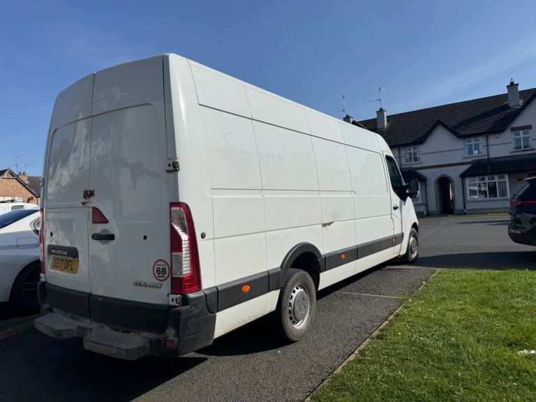 2017 RENAULT MASTER LWB XL
