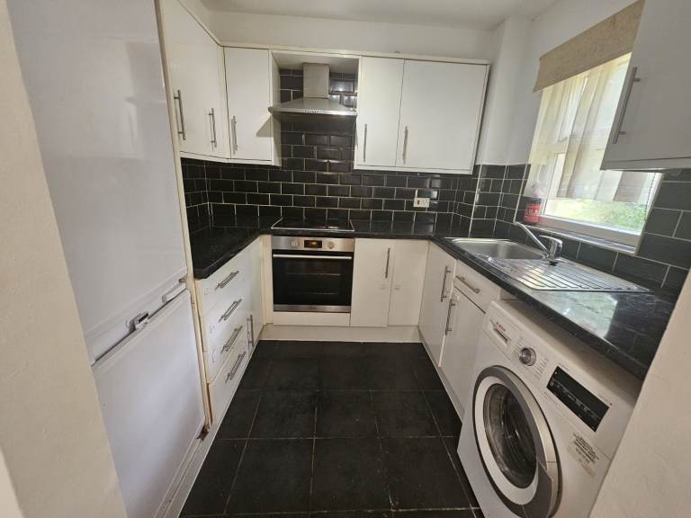 Two Bedroom Ground Floor Flat to Let on Cuthberga Close Barking IG11 8BS