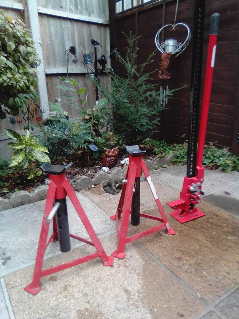 off road jack 2 axle stands