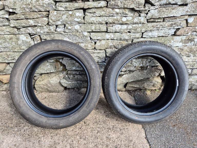 2 Part Worn Tyres