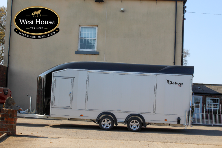 Debon C2000 enclosed car transporter - £14995 excl VAT ✅