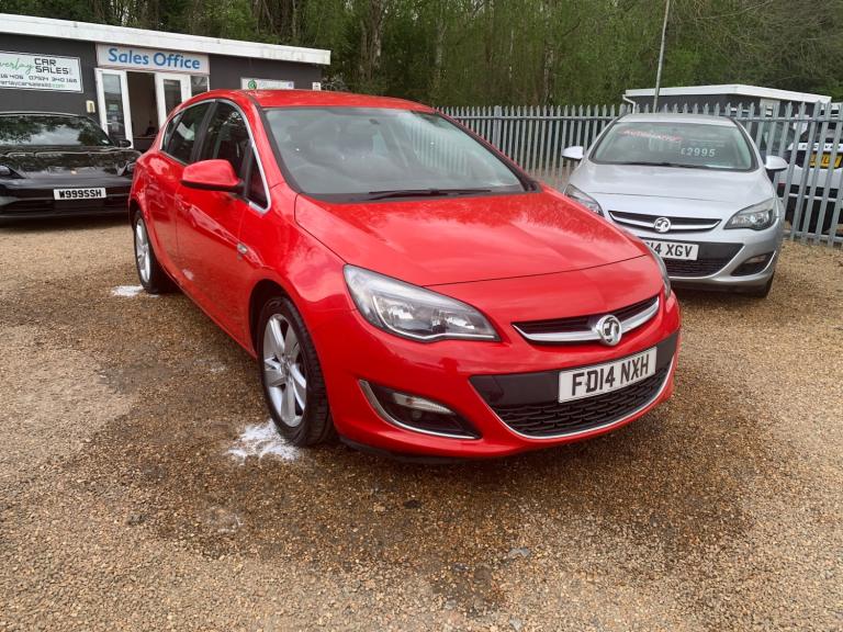 2014 Vauxhall Astra 1.6i 16V SRi 5dr HATCHBACK Petrol Manual